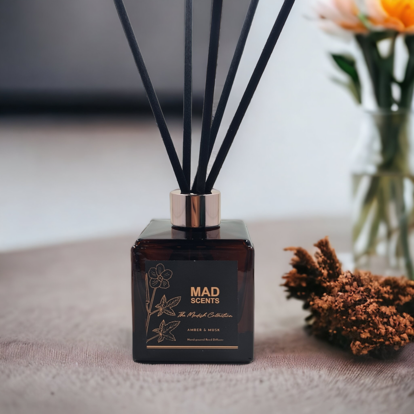 Amber & Musk - Modish Reed Diffuser (120ml)