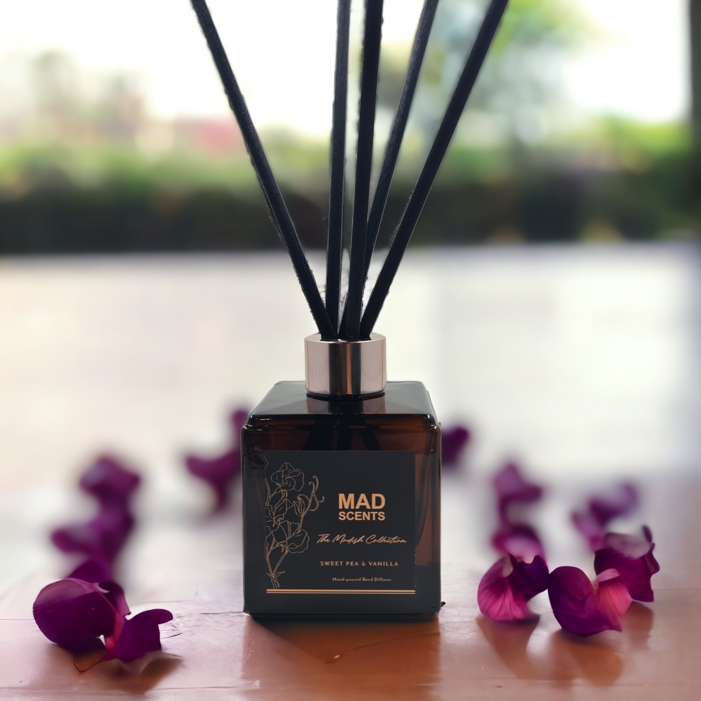 Sweet Pea & Vanilla - Modish Reed Diffuser (120ml)