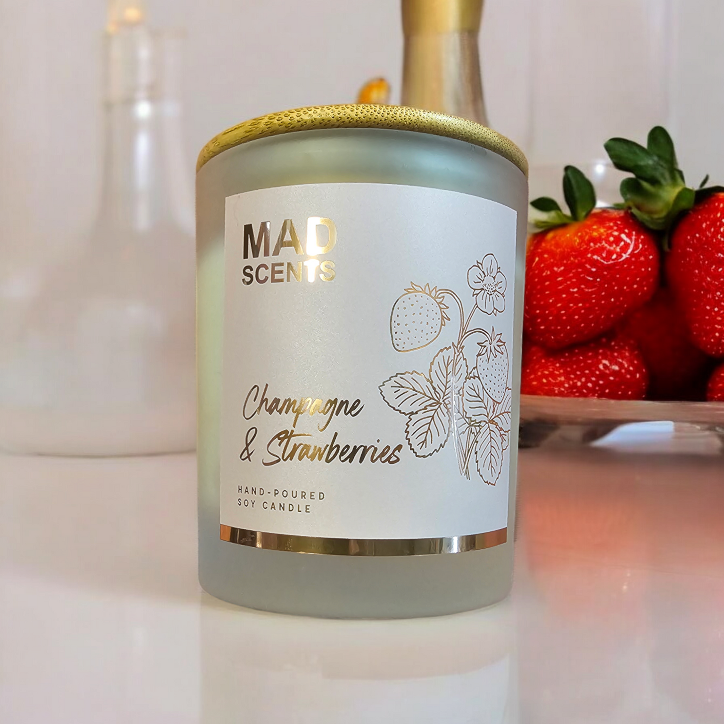 Champagne & Strawberries - Classic Frosted Candle
