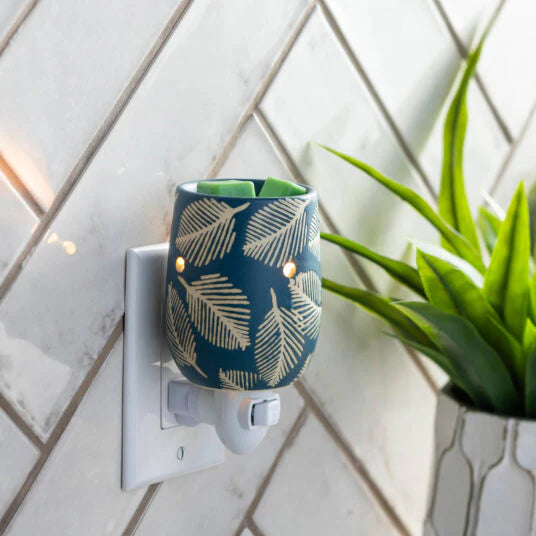 Pressed Leaf Plug-In Warmer