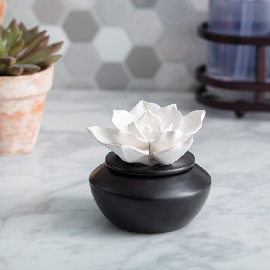 Gardenia - Porcelain Essential Oil Diffuser