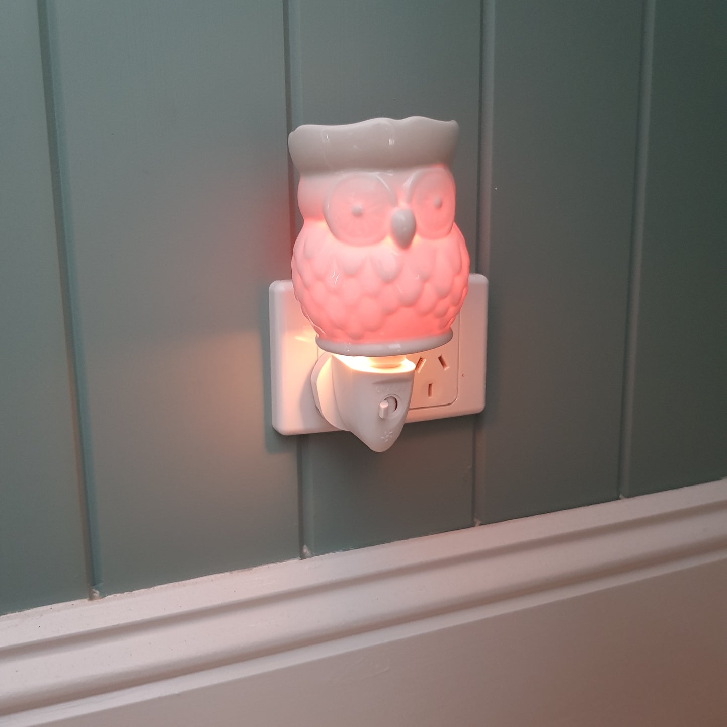 Owl Ceramic Plug-In Warmer