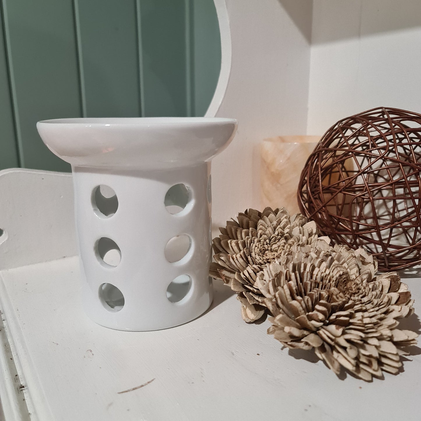 Large White Tealight Warmer