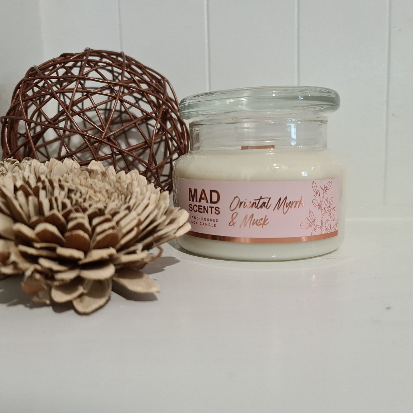 Oriental Myrrh & Musk - Classic Wood Wick Candle