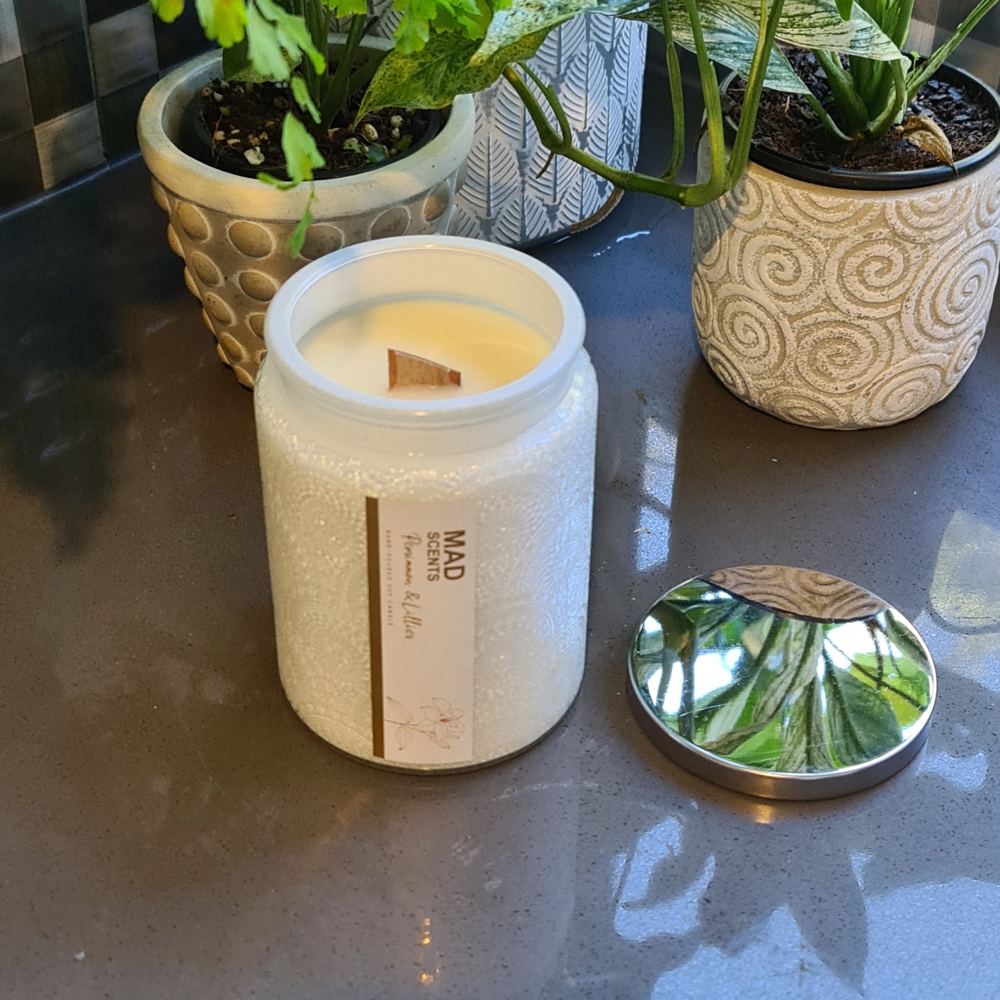 Wood Wick Homestyle Candle - Persimmon & Lillies