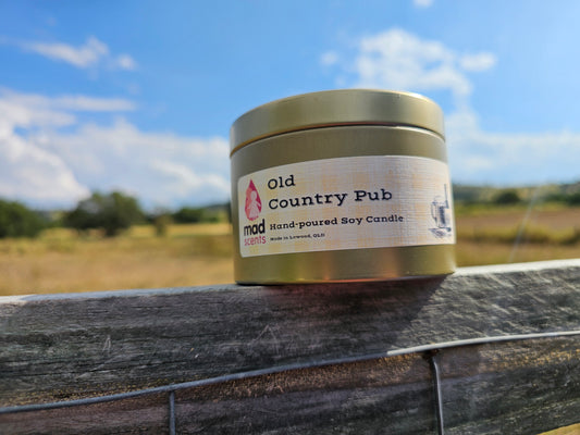 Old Country Pub - Large Tin Candle