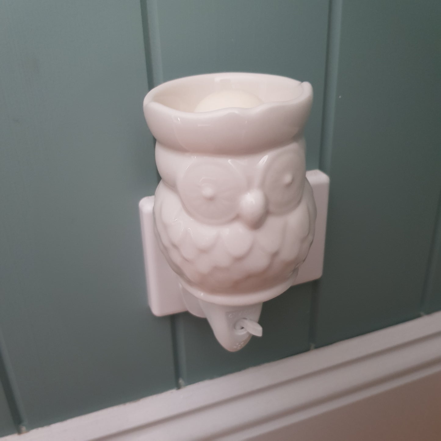 Owl Ceramic Plug-In Warmer